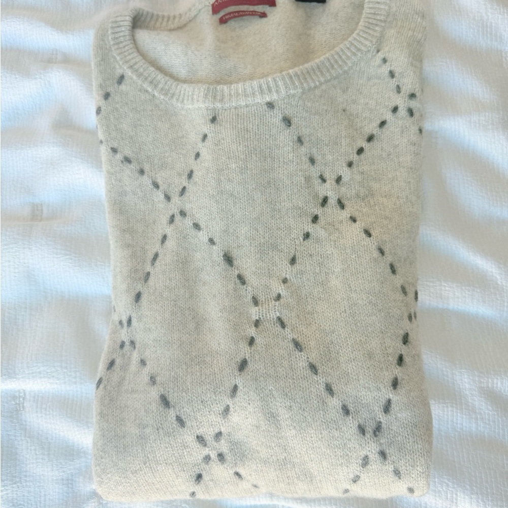 Men’s American Blue Himalayan Yak Crewneck Sweater – Light Gray Argyle (Size L)